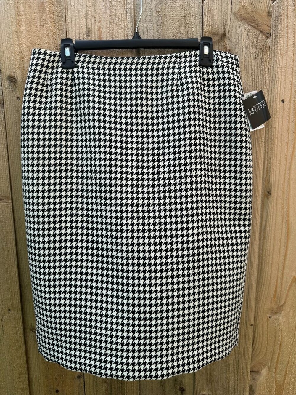 Kasper Houndstooth Pencil Skirt NWT – Classic Black/White (Size 10)